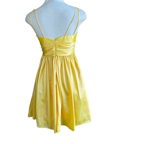 WTOO by Watters & Watters Yellow Satin Prom Bridesmaid Dress Size 2 - Picture 2 of 12